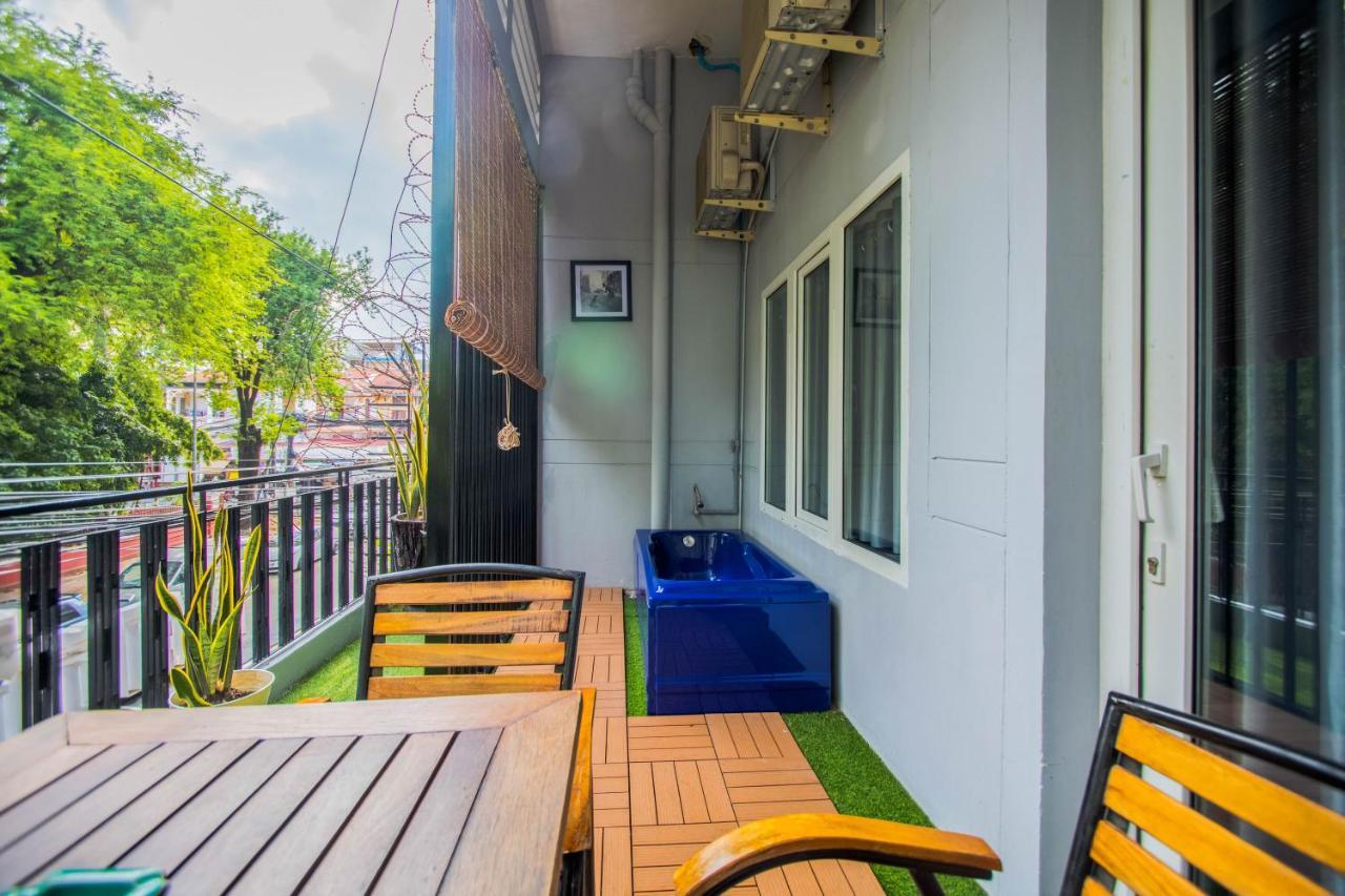 ดิ อาร์ติสต์ เรสซิเดนซ์ Hotel พนมเปญ ภายนอก รูปภาพ