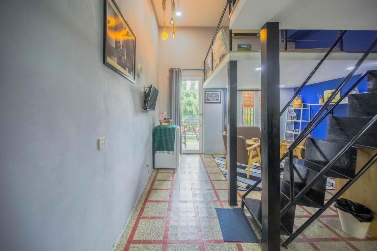 ดิ อาร์ติสต์ เรสซิเดนซ์ Hotel พนมเปญ ภายนอก รูปภาพ